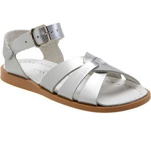 Salt Water girls original Hoy sandals. Size 1